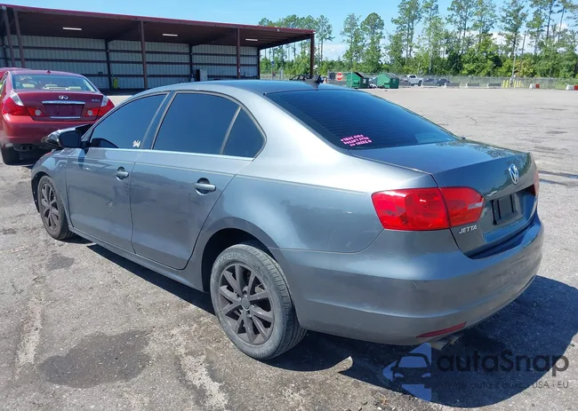 3VWDX7AJ0DM410097: 42932047