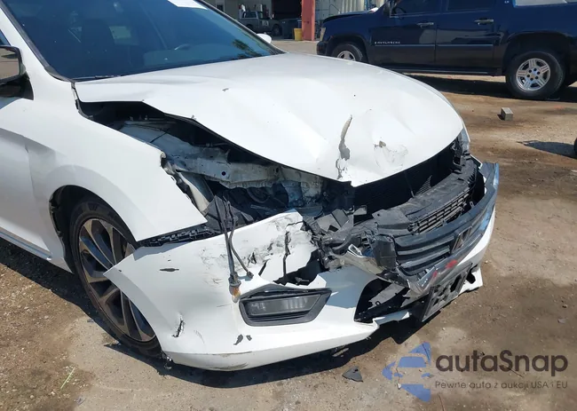 1HGCR2F5XFA255051: 42932075