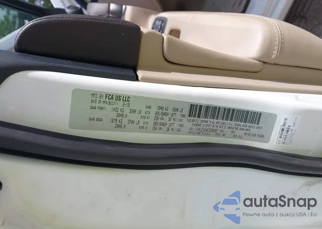 1C4RJECG4KC699399: 42932110