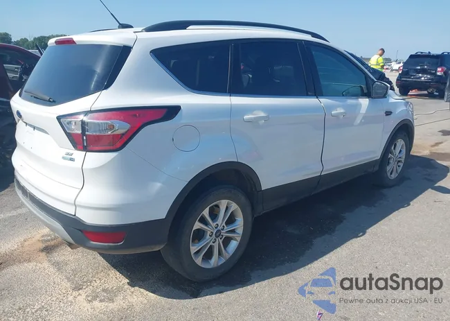 1FMCU9GD9JUA44003: 42932195