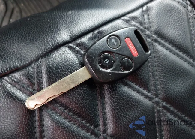 1HGCM56745A000167: 42932218