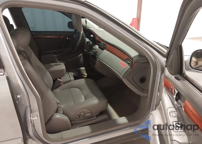 1G6KD54Y25U170941: 42932254