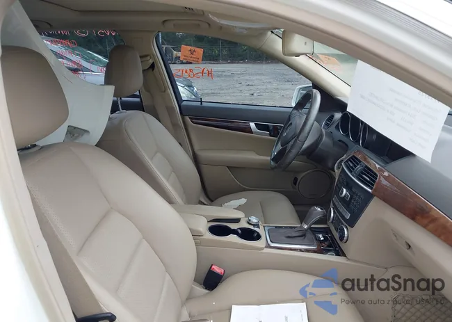 WDDGF8AB3ER319087: 42931330