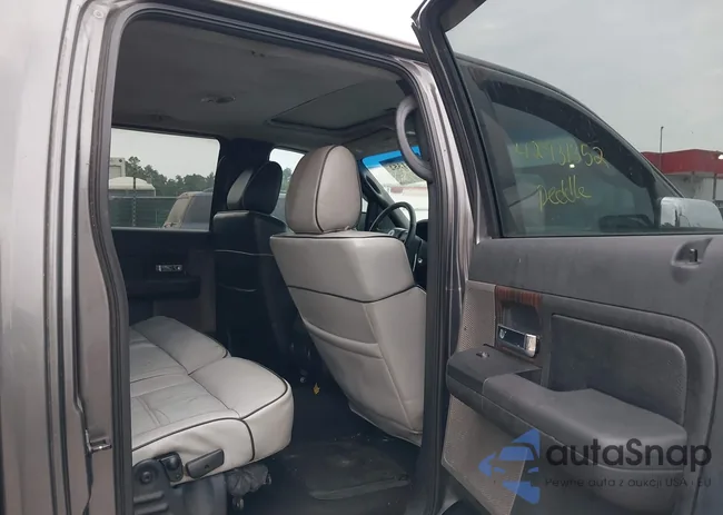 5LTPW18536FJ09865: 42931352