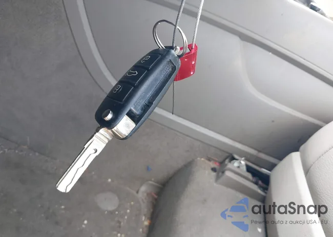 WA1AY74L79D018120: 42931443