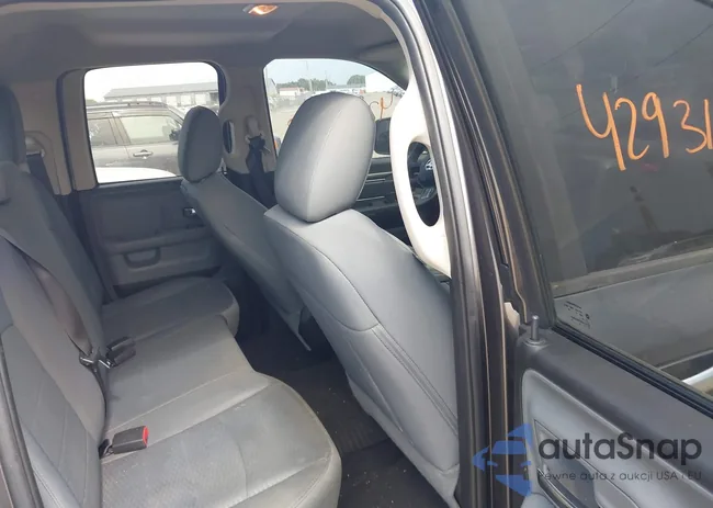 1C6RR6GT6FS541302: 42931573