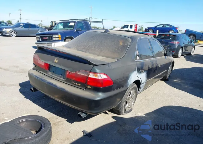 1HGCG1651XA010429: 42931580