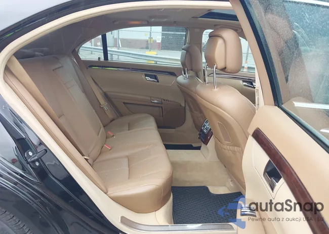 WDDNG71X27A110824: 42932665