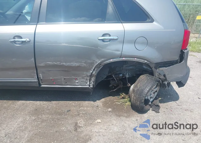 5XYKTDA22BG158523: 42932755