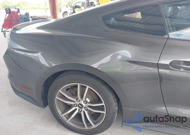 1FA6P8TH1G5276390: 42932771