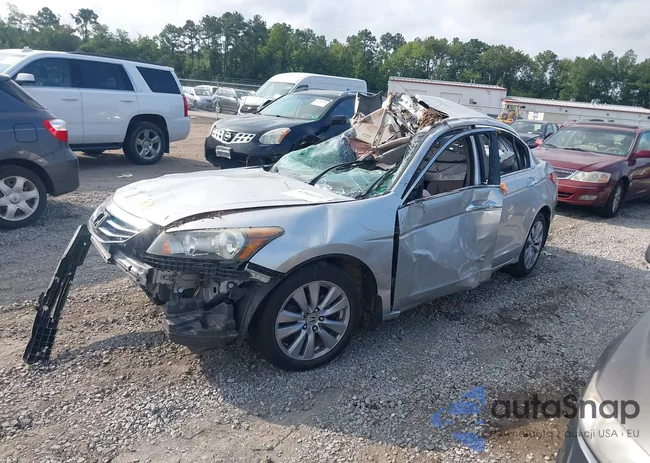 1HGCP3F89BA012721: 42932797