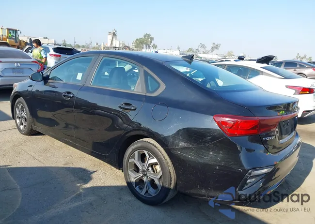 3KPF24AD0LE228301: 42932867