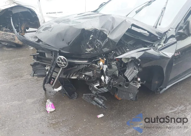 3VW2T7BU3SM049800: 42932880