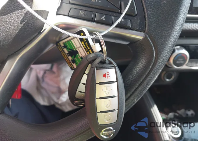 3N1CP5CV3LL535024: 42932983