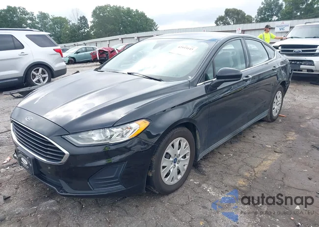 3FA6P0G77LR163070: 42933145