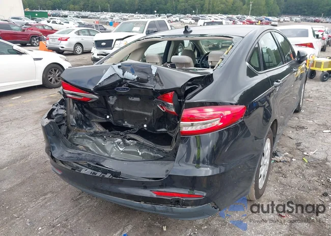 3FA6P0G77LR163070: 42933145