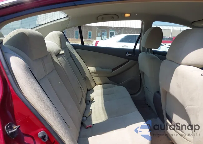 1N4AL21E28N412118: 42933173