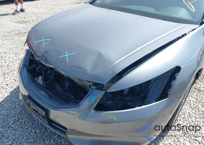 1HGCP2F85BA086986: 42932278