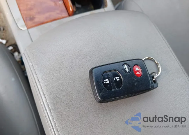 4T1BK3EK4BU623482: 42932477