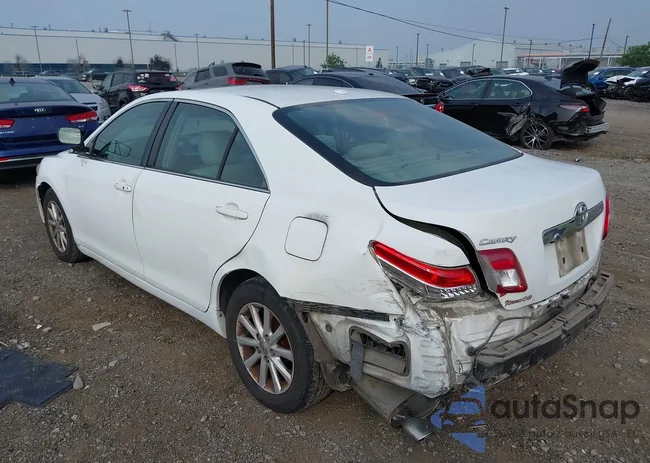 4T1BK3EK4BU623482: 42932477