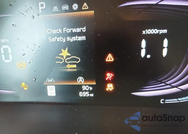 KNDJ23AUXS7949261: 42932571