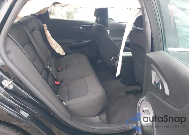 1G1ZD5ST8JF213947: 42932612