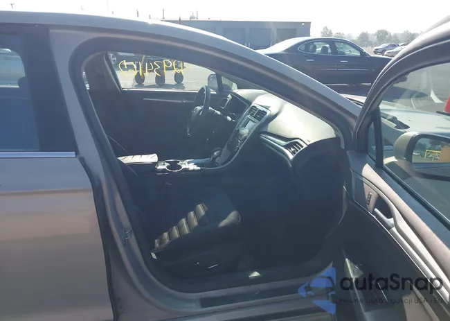 3FA6P0HD7FR199429: 42934167