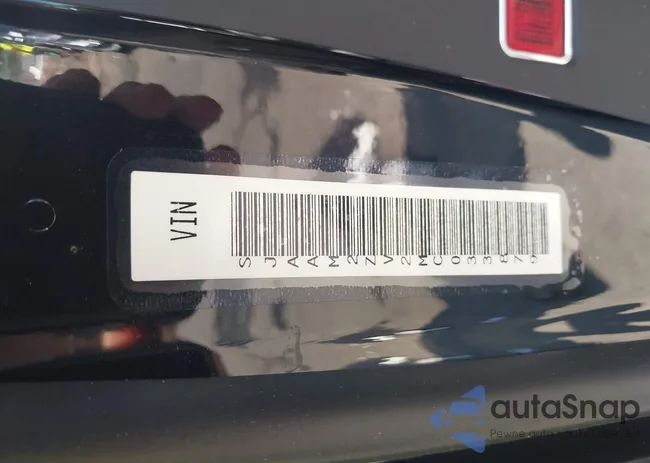 SJAAM2ZV2MC033879: 42933360