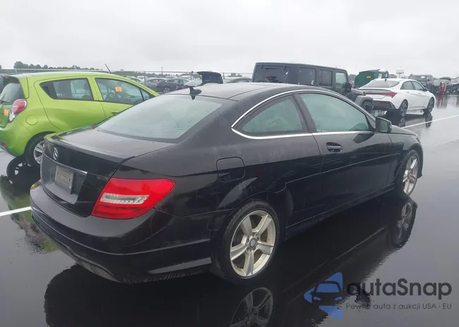 WDDGJ4HB5EG289213: 42933366