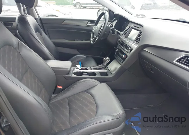 5NPE34AF0HH437826: 42933567