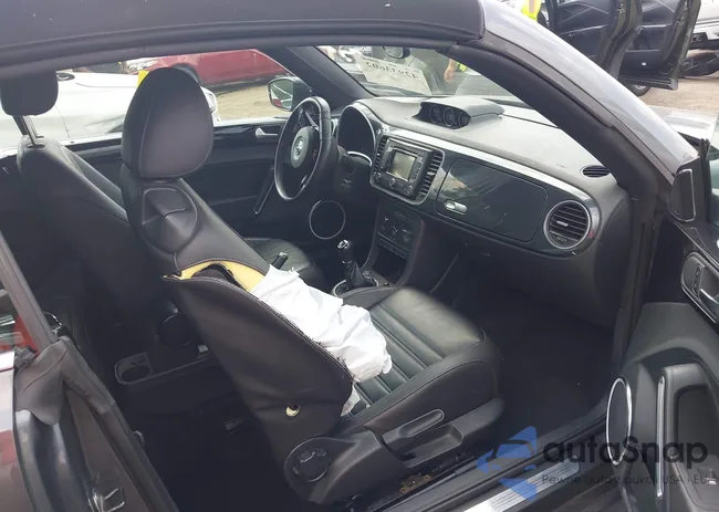 3VW8A7AT8DM802832: 42933602