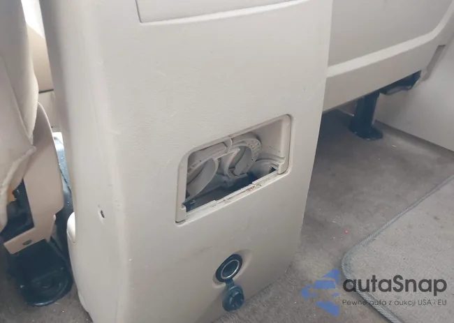 2CNDL63F456198913: 42933650