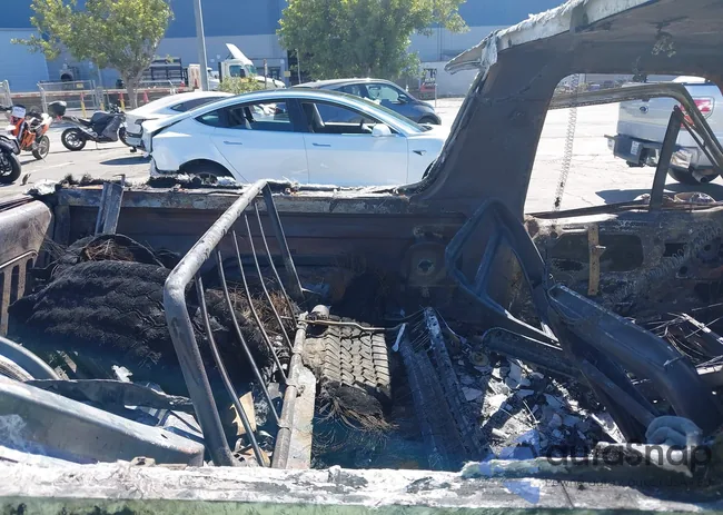 1FMEU15N9MLA21160: 42934852