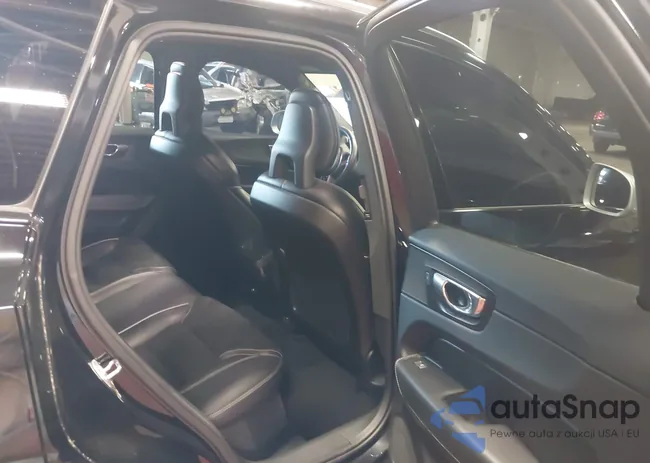 YV4A22RM7J1001347: 42934924