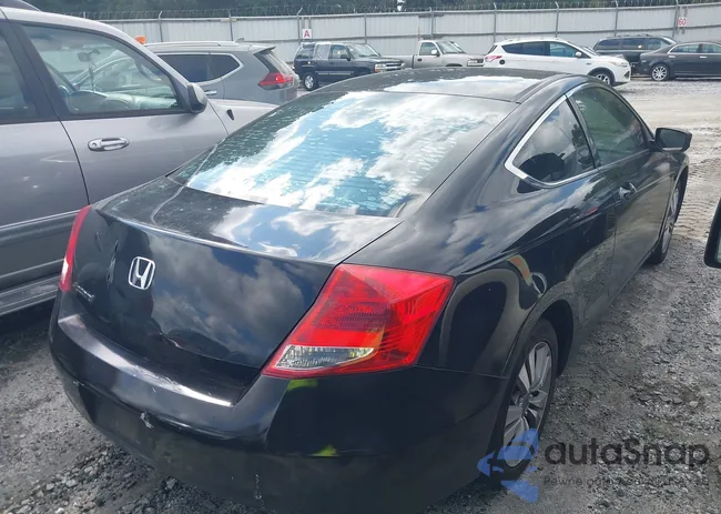 1HGCS1B76CA000172: 42935179