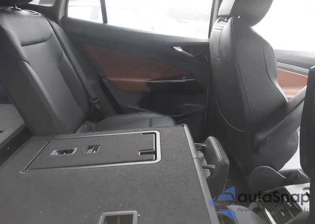 WVGUNPE21MP060755: 42934359