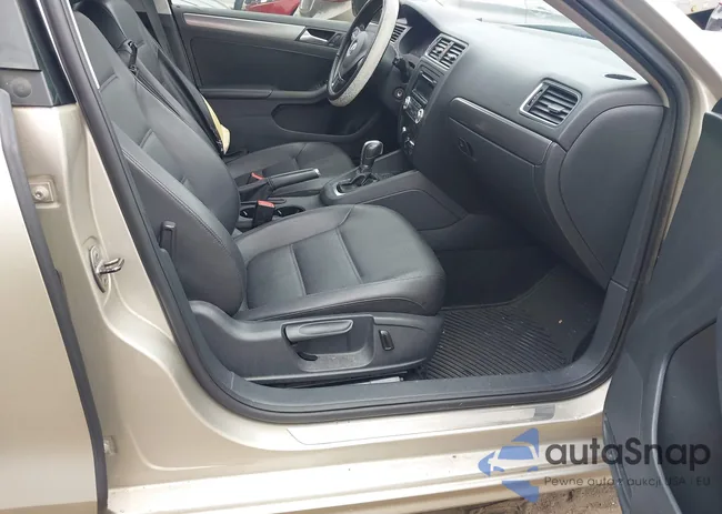 3VWLL7AJXEM233356: 42934605