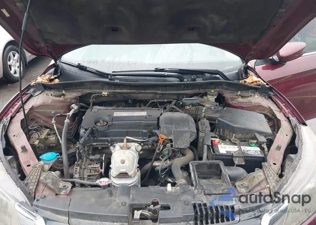 1HGCR2F37DA028444: 42935698