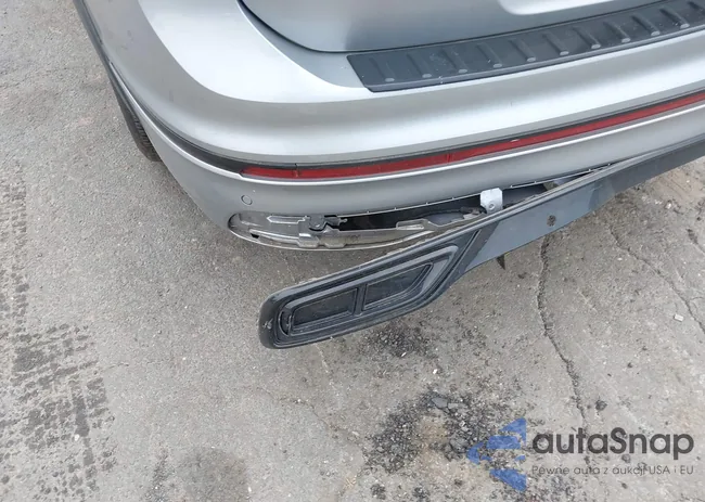 3VV8B7AXXPM074374: 42935741