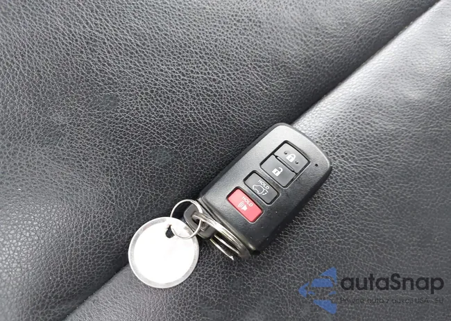 JTMYFREV7FD070476: 42935760