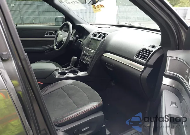 1FM5K8D87KGA82197: 42935763