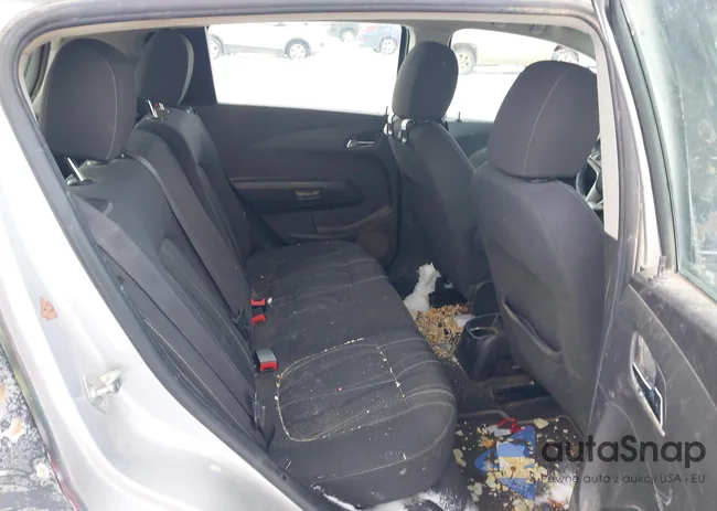 1G1JC6SG9G4104815: 42935853