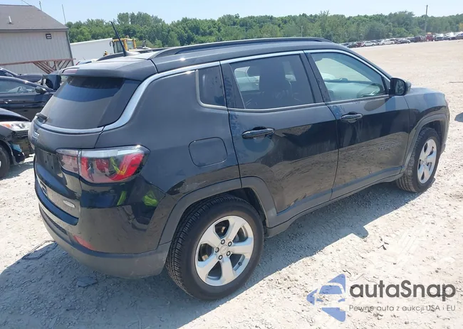 3C4NJCBB7LT141612: 42935872