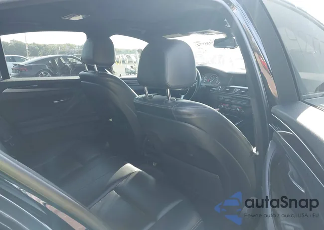 WBA5B3C5XFD541886: 42935974