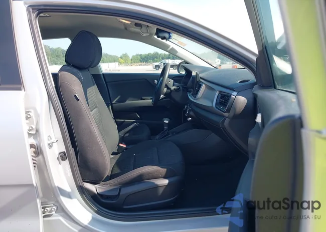 3KPA24AD7PE584552: 42936052