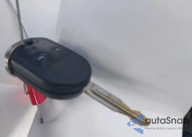 1FM5K8D87DGA25498: 42936135