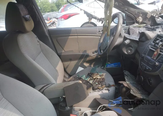 KMHCT5AE7GU287718: 42936140