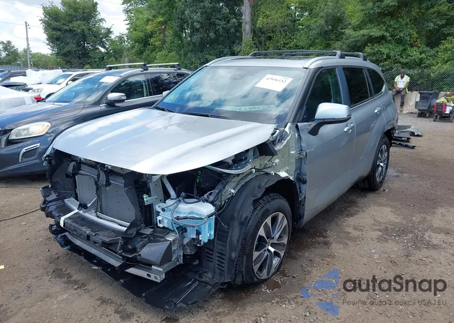 5TDKDRAH8RS052184: 42936152