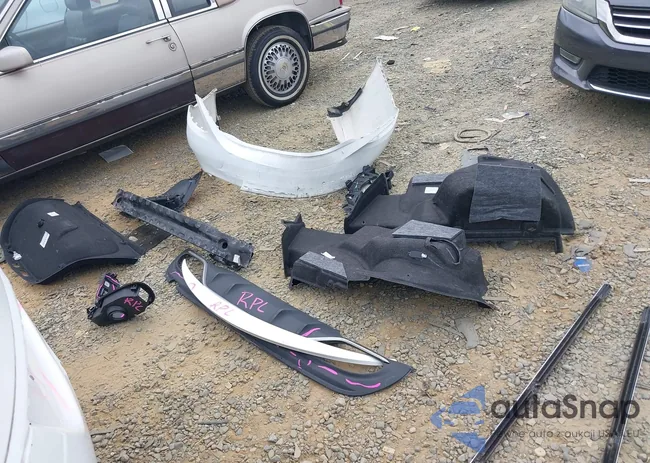 WDDWF8EB5LR550947: 42936184