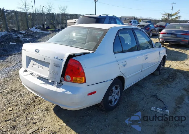 KMHCG45C15U612612: 42936215